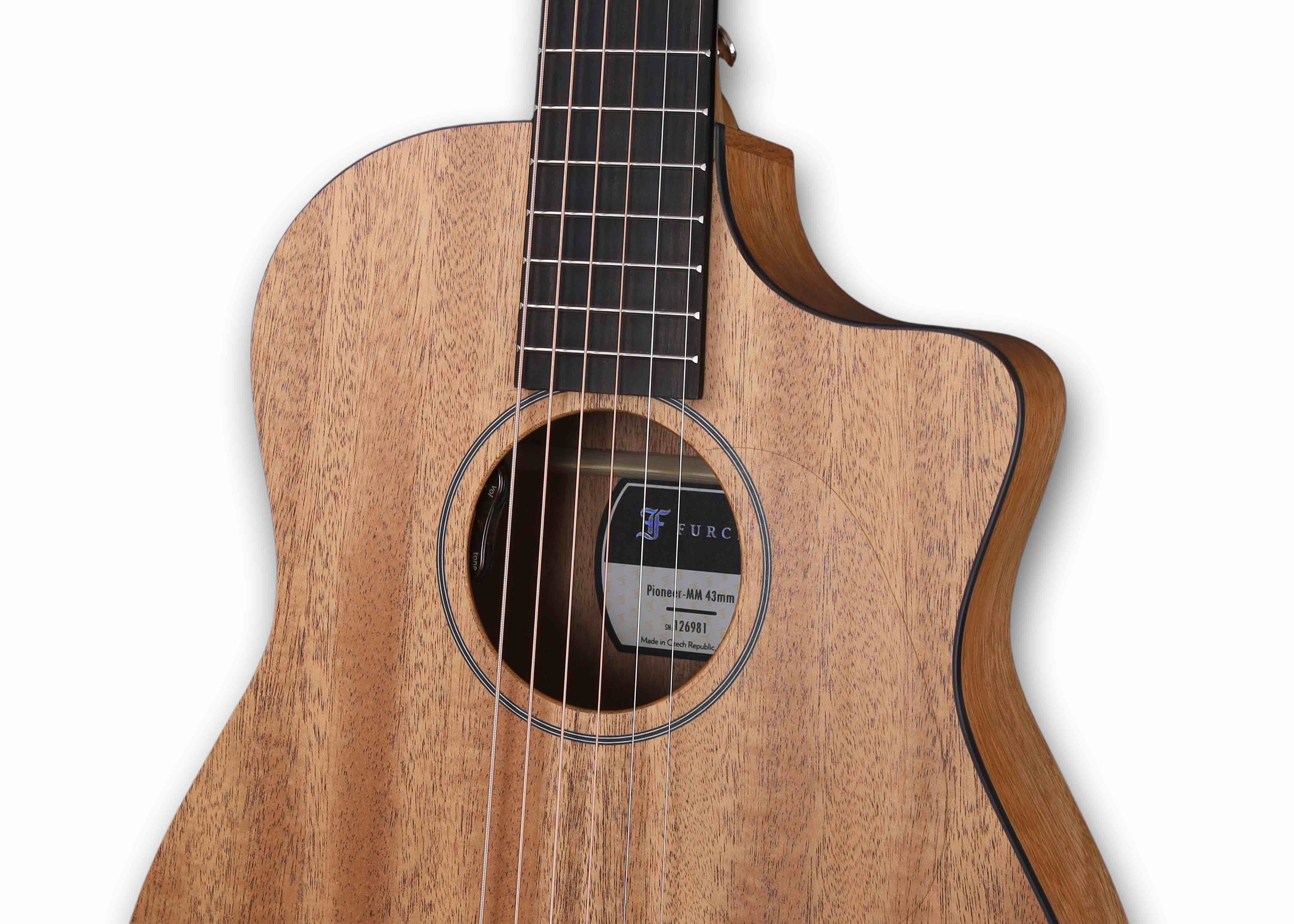 Furch - Pioneer MM 35吋全實木吉他 旅行吉他 音色平均細膩 手感佳 捷克製作 第 3 張圖片｜三峽吉他 / Bass