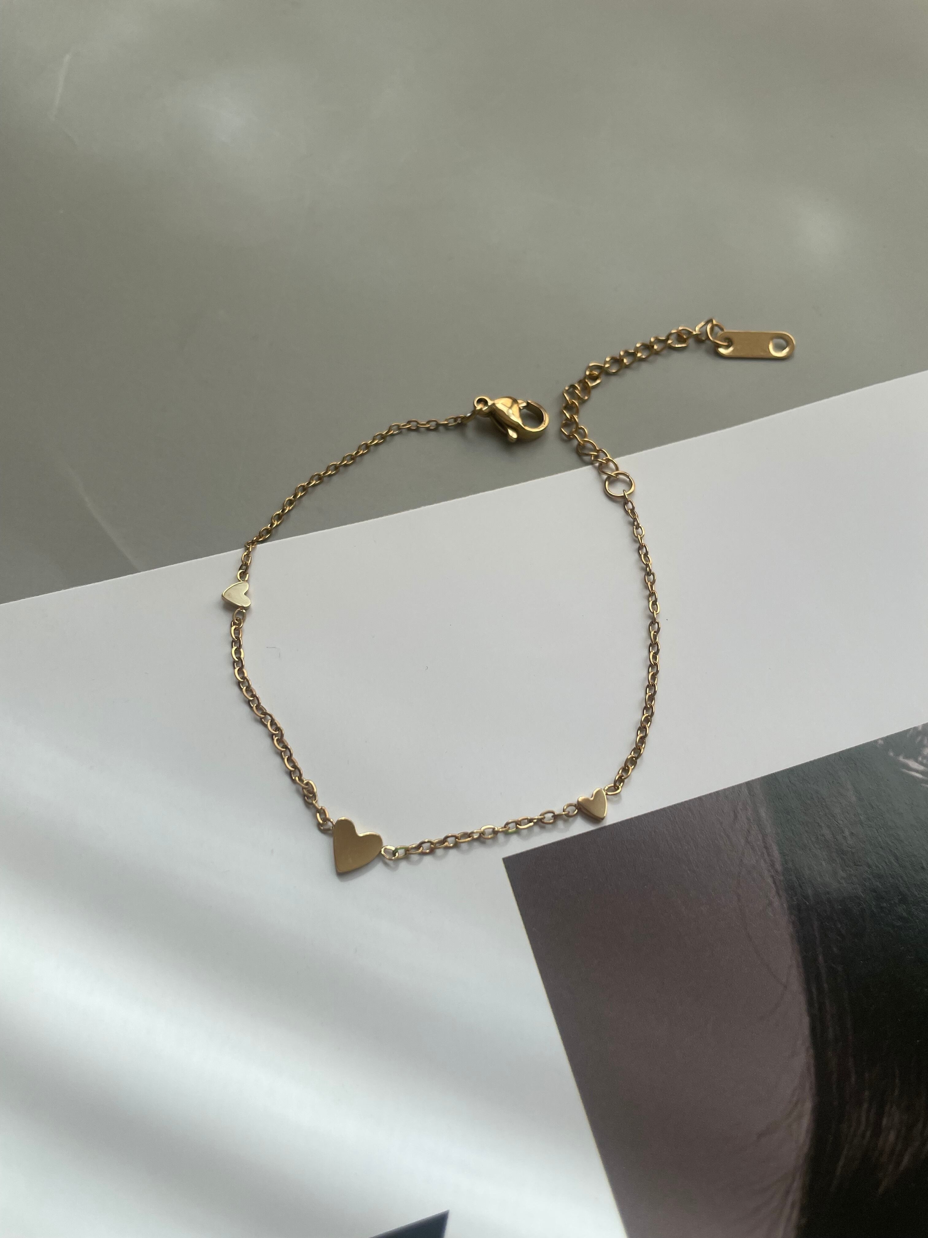 delicate heart bracelet