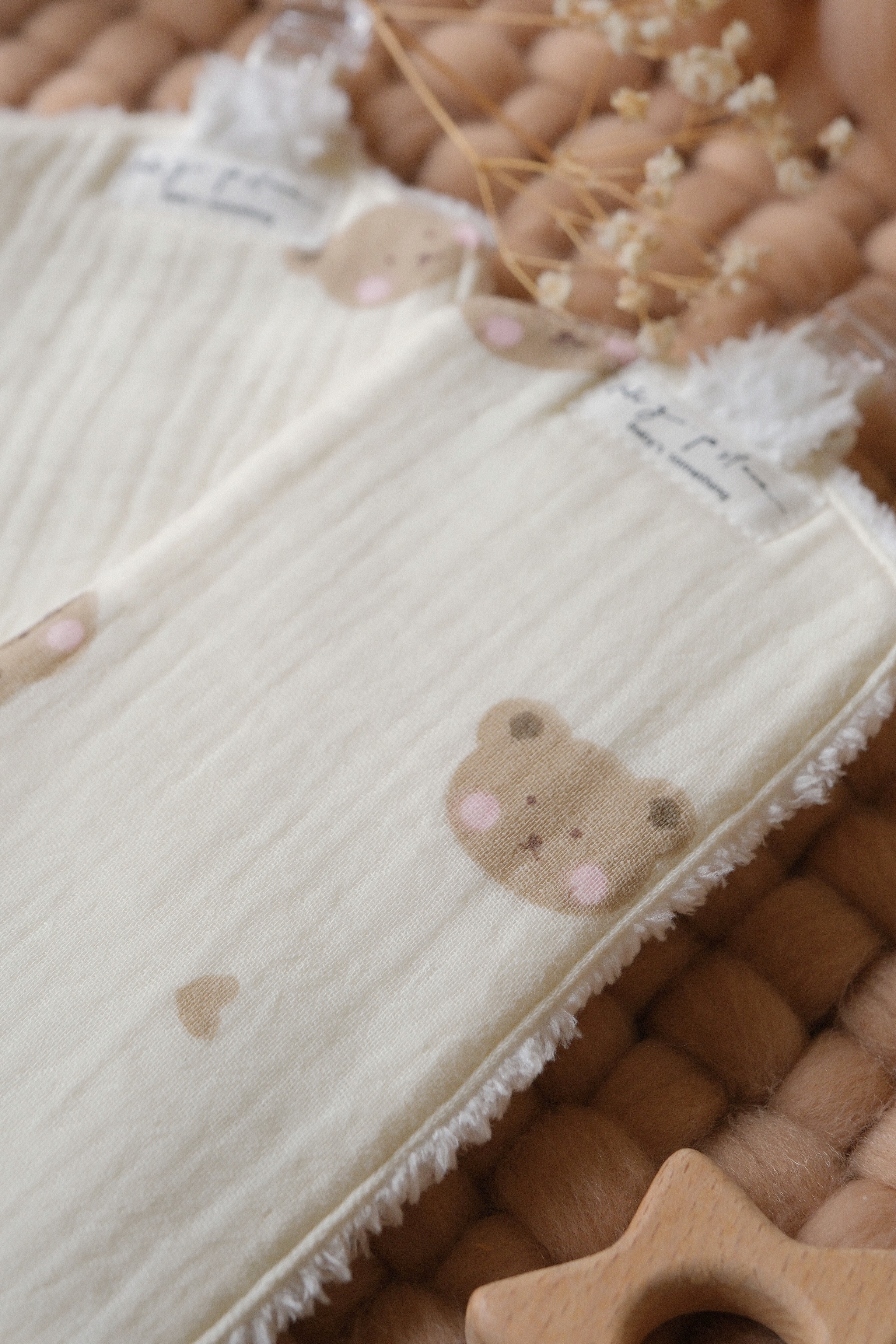 Hi Y.P store-手作手帕夾-腮紅熊熊