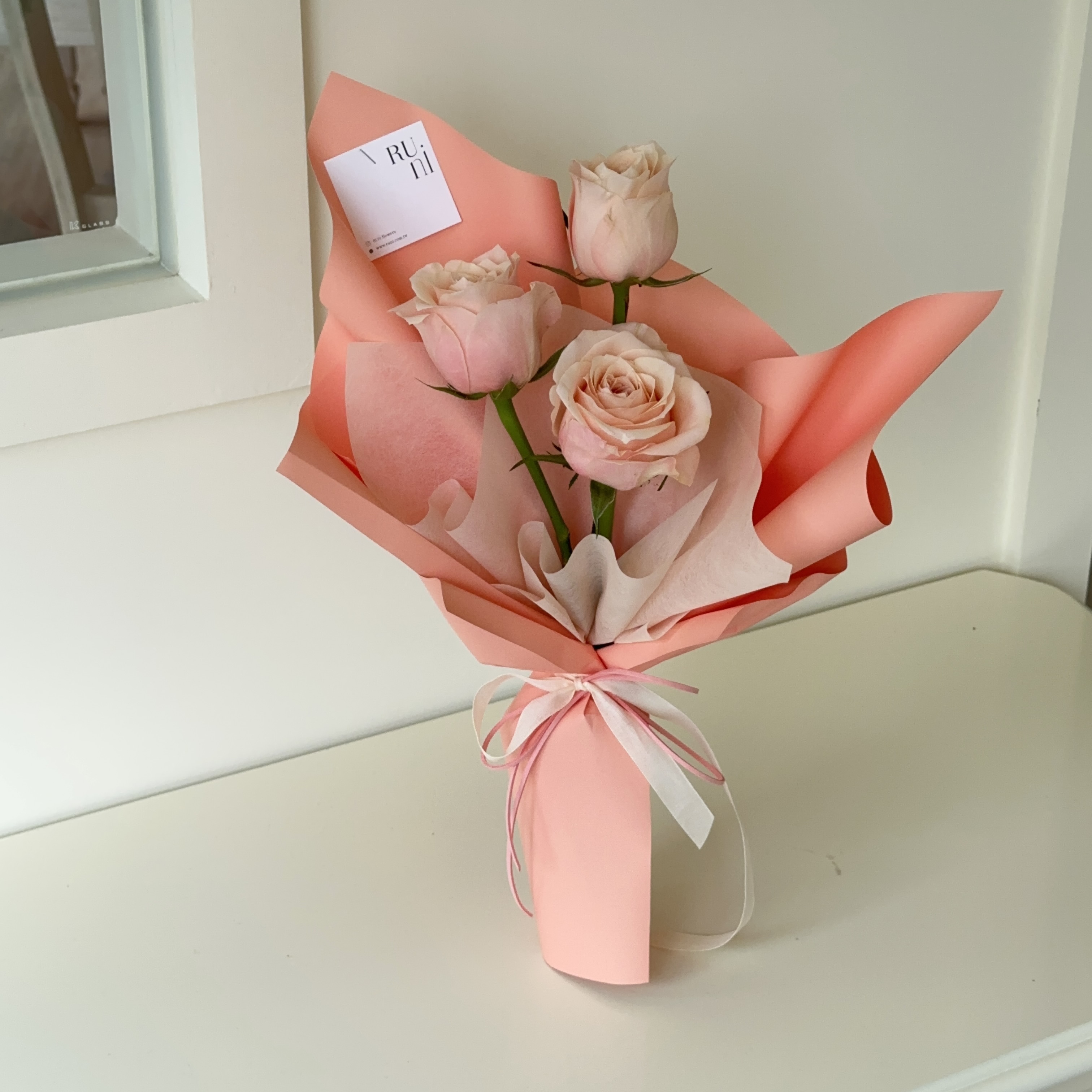 柔軟備忘錄-純粉玫瑰鮮花花束
