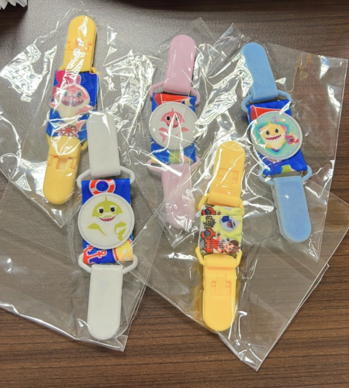 高雄分會│5入/組萬用夾 手帕夾 雙頭夾 帽夾 幼稚園擦汗巾夾