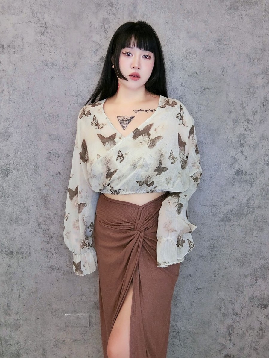 刷舊蝴蝶開衫上衣