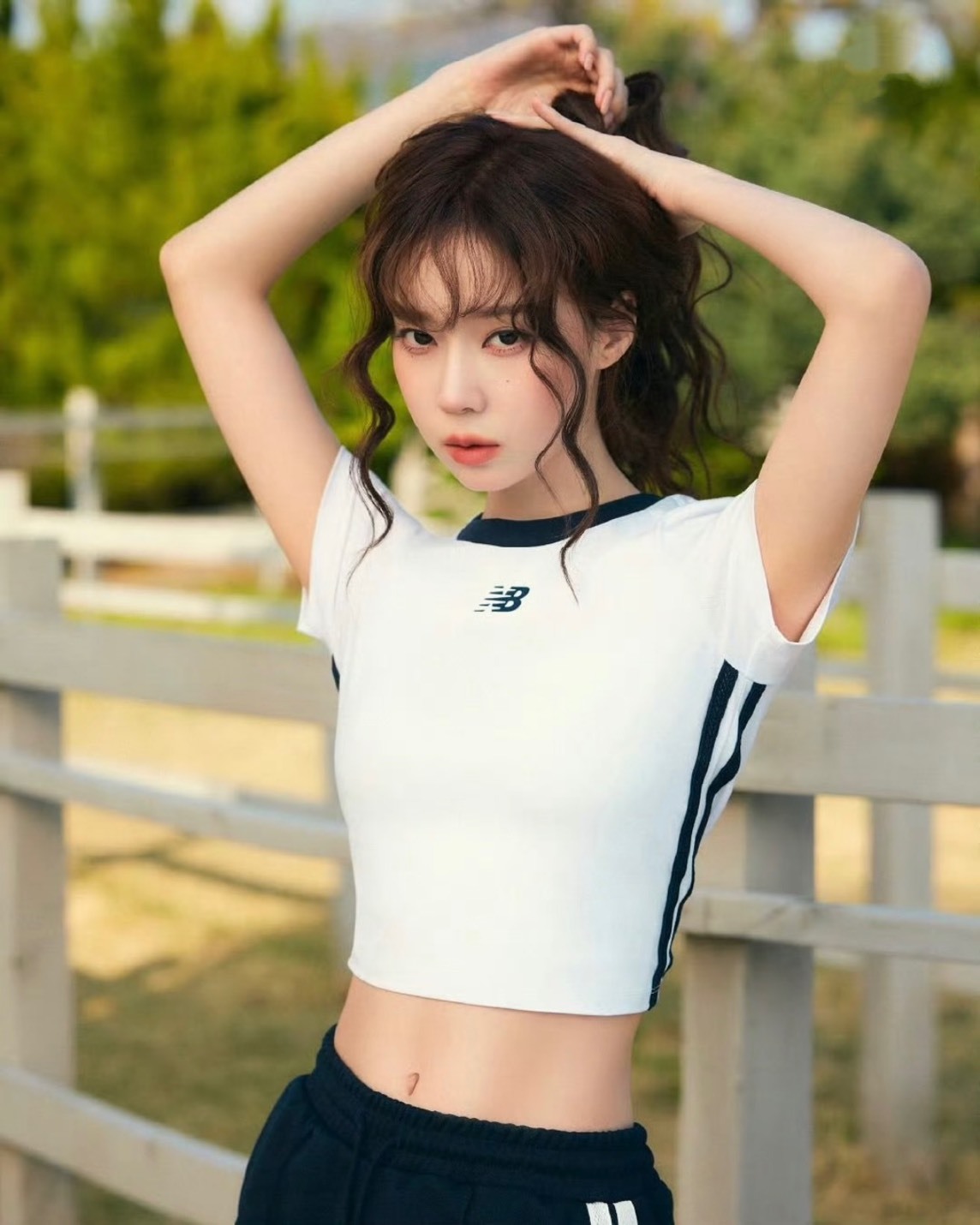 New Balance NB 金冬天同款 短版上衣 三色