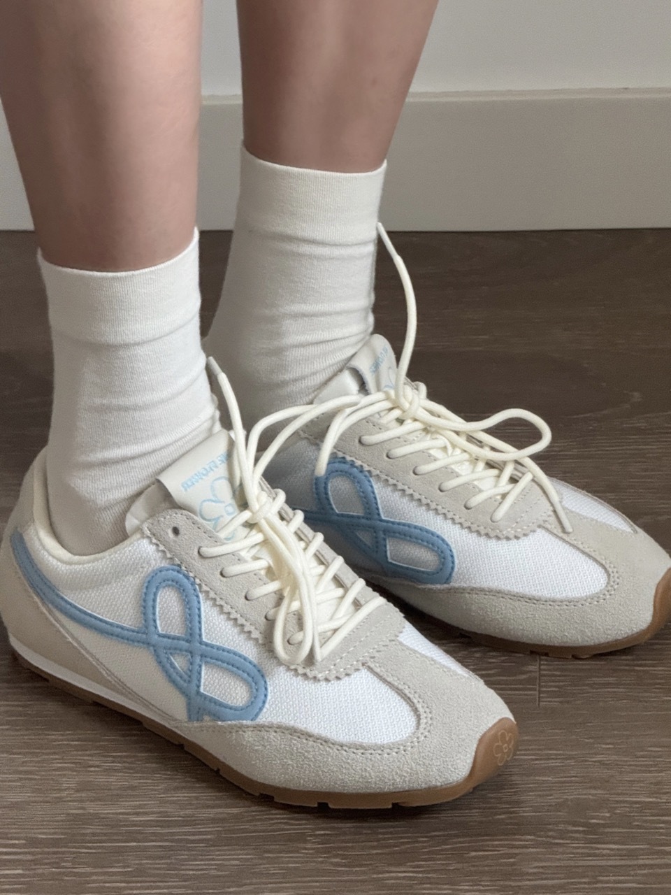 WE FLOWER 法棍鞋 小花鞋 海鹽藍 奶油白 寶寶藍 焦糖底 男女鞋 / 預購