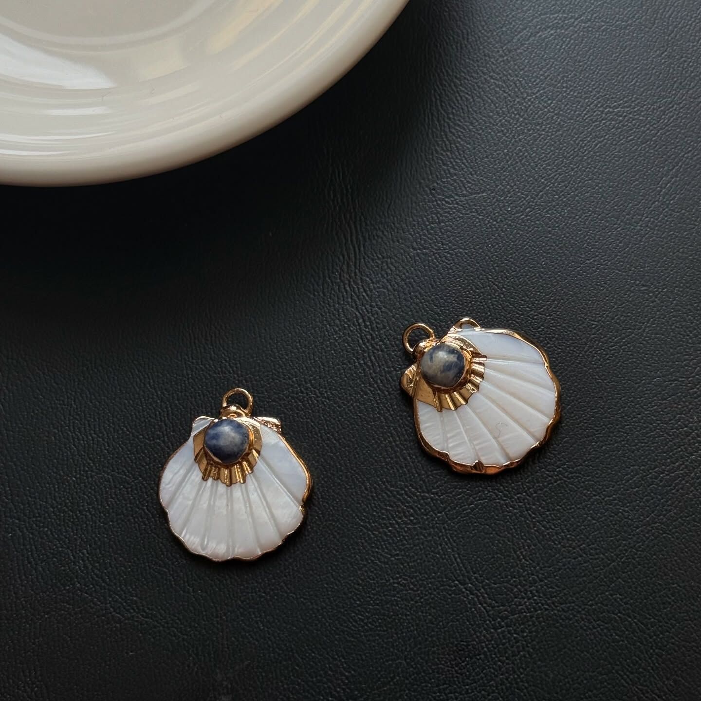 [原石] 白母貝+藍紋石 項鏈吊
