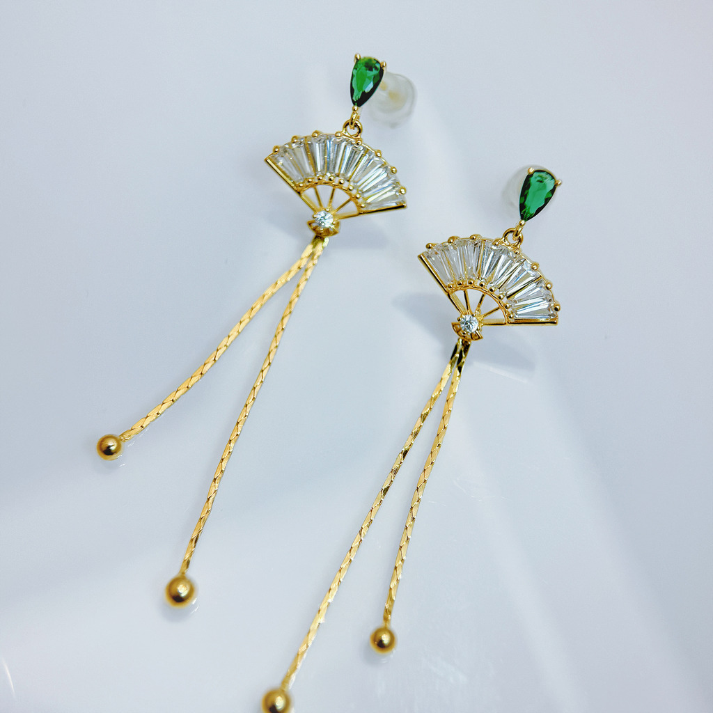 翡翠綠寶扇影耳環