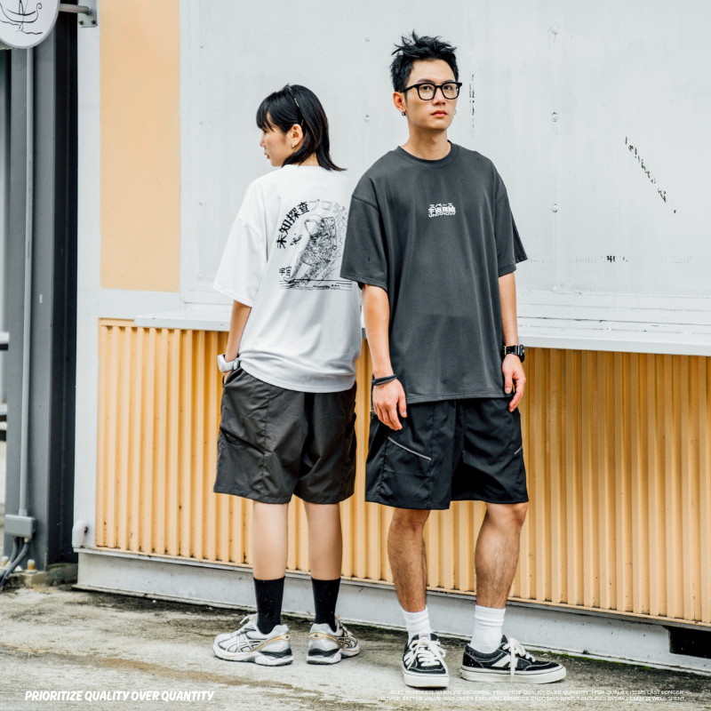 機能防潑水多剪裁拼接結構短褲