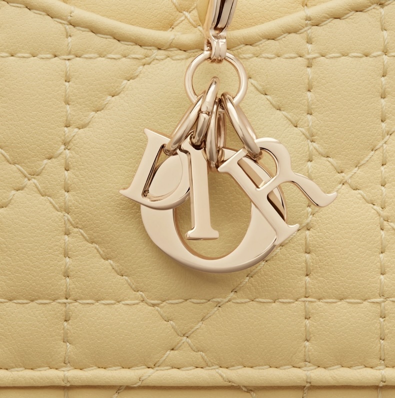 Dior Lady Dior Cosmos Cannage Lambskin zipped Card Holder Pastel Yellow