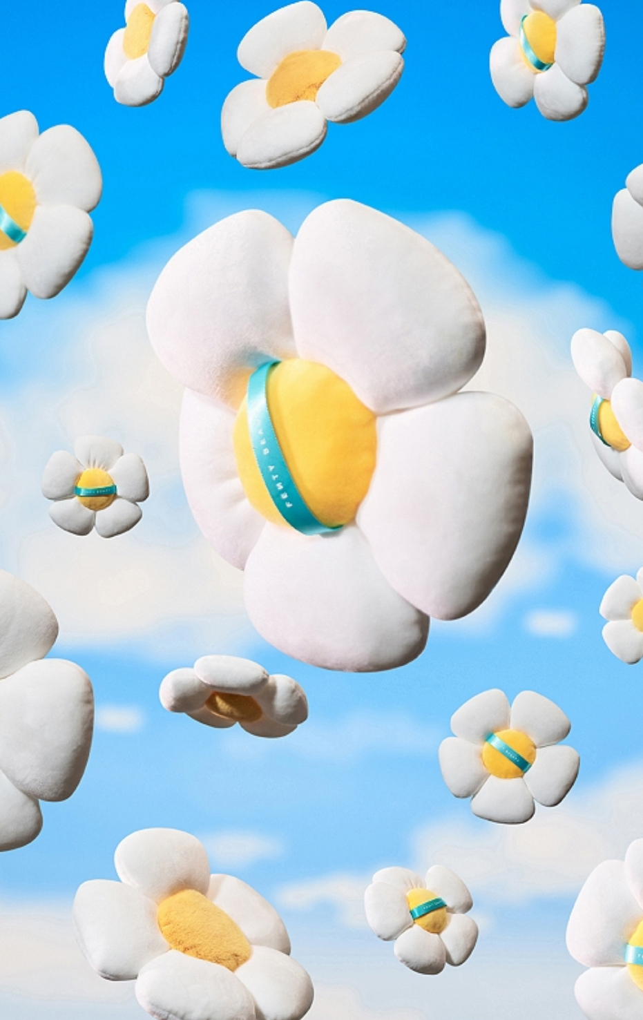 Fenty Beauty x Smurfs Fairy Bomb Puff