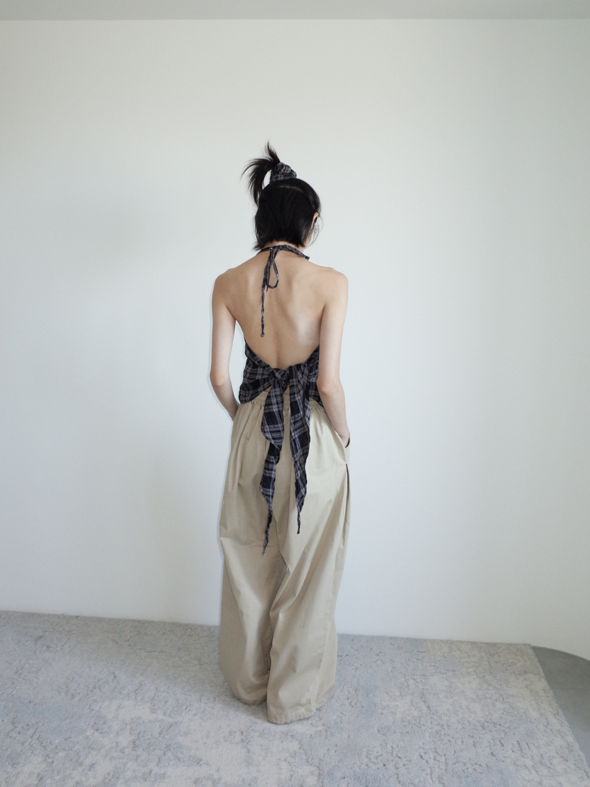 crinkled gingham back tie halter top with scrunchie