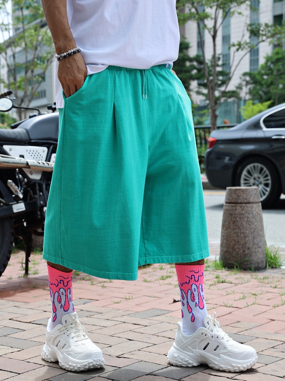 單褶著色百慕達褲