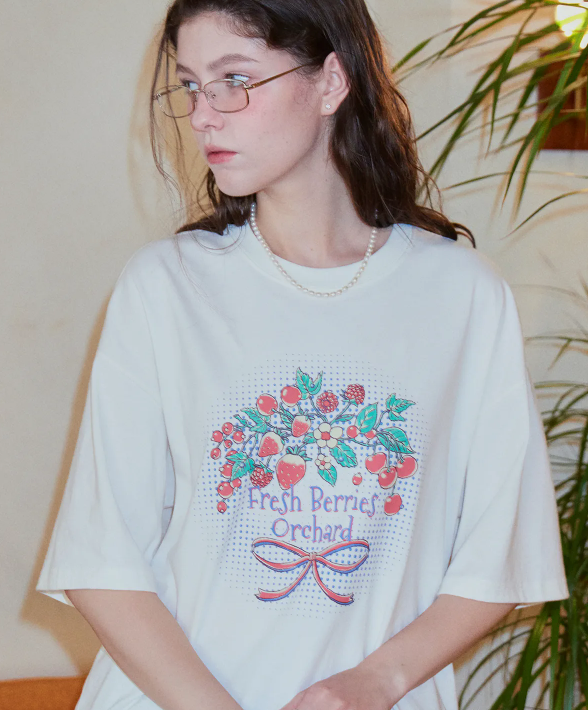 CPGN STUDIO / Fresh Berry short T-shirt / cream white / JUL25