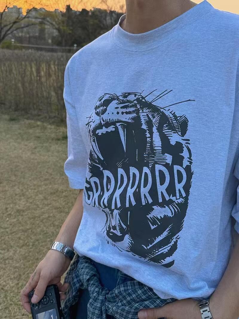 英文字圖案短袖Tee taptaptap-070T