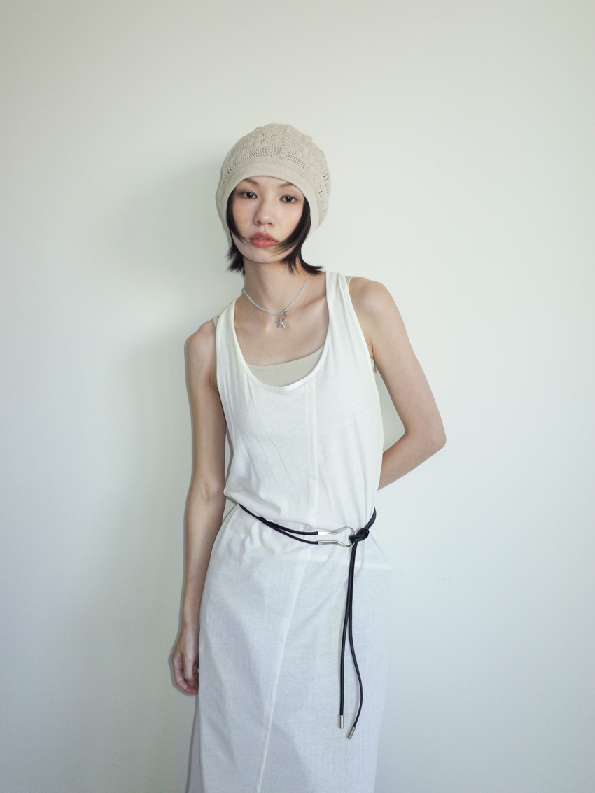 U-shaped buckle belt