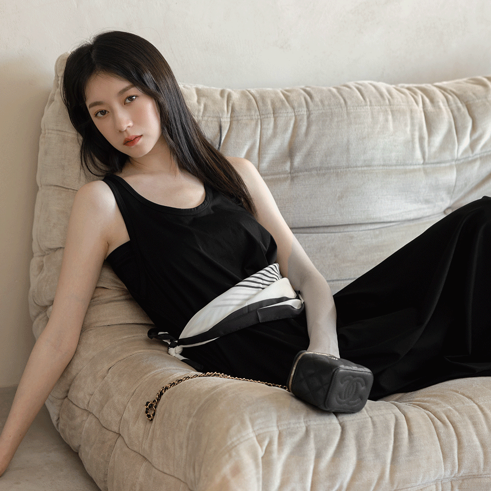 親膚設計感背心長洋-黑