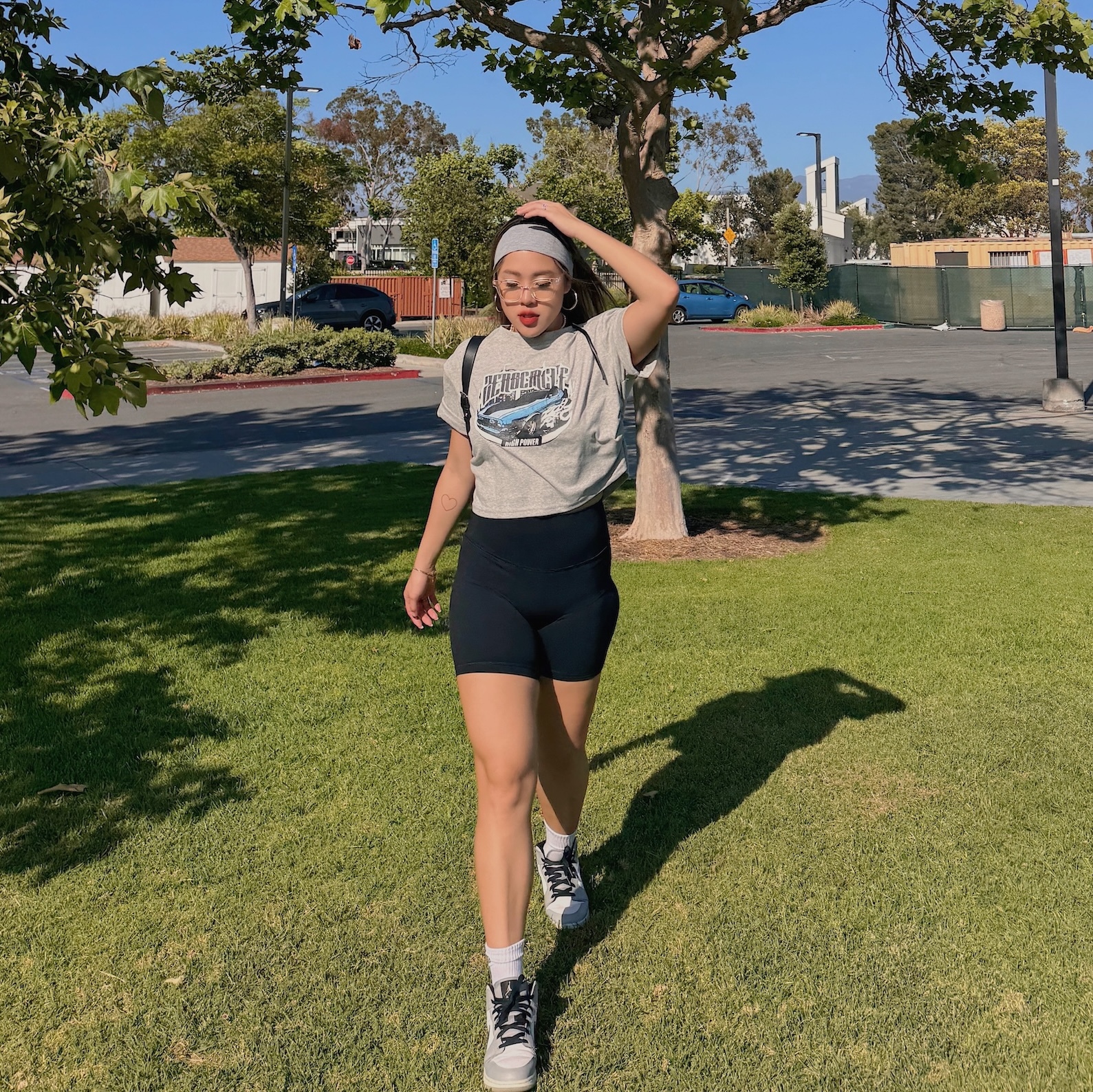 彈力裸感黑高腰3分褲