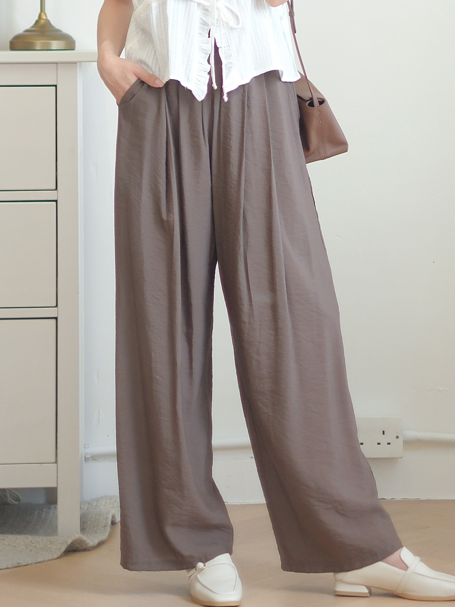 前打摺清涼感直腳褲 (奶白/棕) BT417