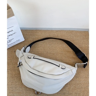 奶油白真皮牛皮鏈條腰包 189659