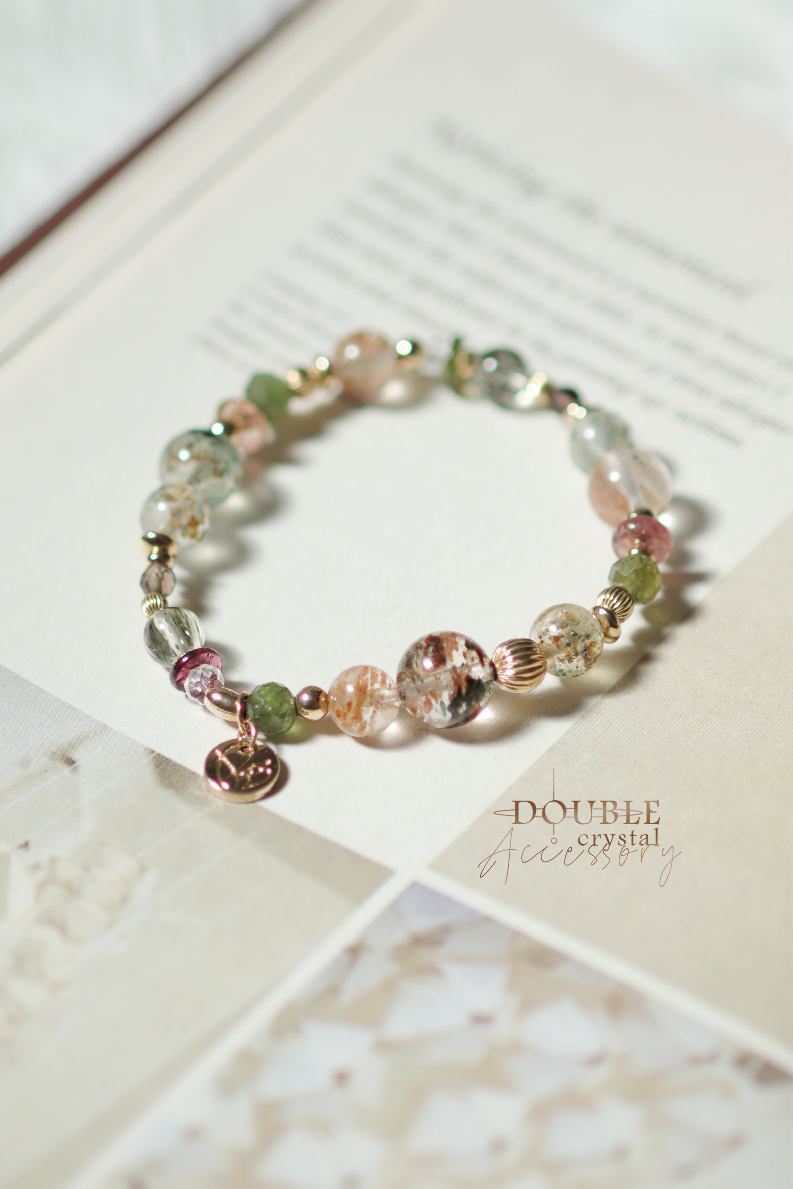 花開的礦脈：巴西碧璽石榴石晶中晶．綠碧髮．彩碧璽．綠磷灰．茶晶