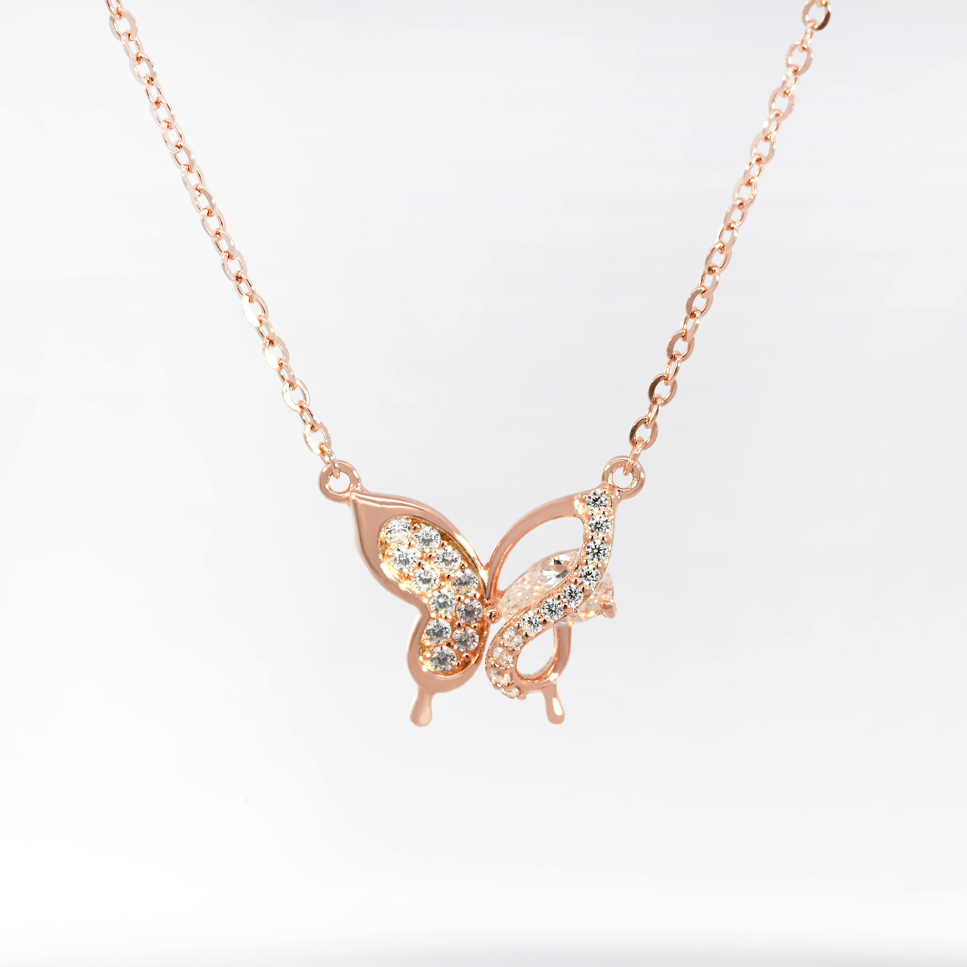 蝶翼藏心 純銀項鍊