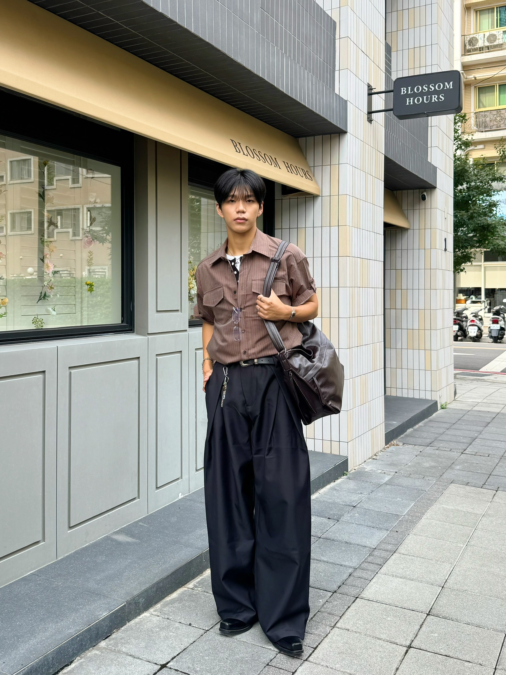 直條紋捲袖短袖襯衫 (2color)