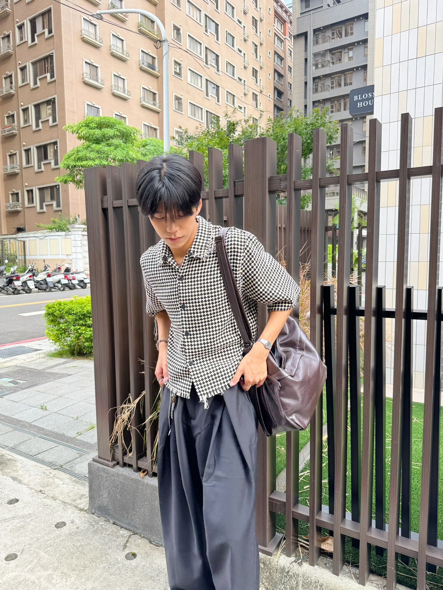 高質感皮革斜跨包