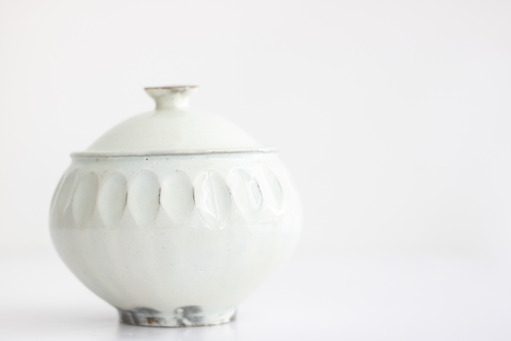 +g 古谷宣幸-粉引蓋物 A