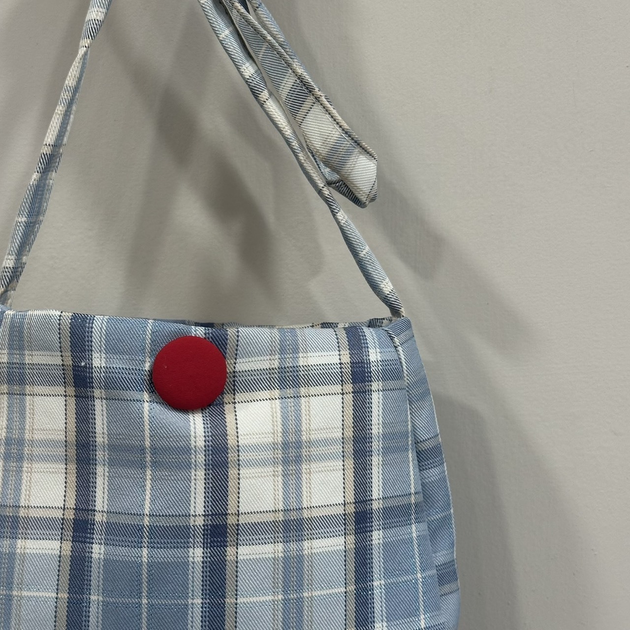 藍白格紋小圓包