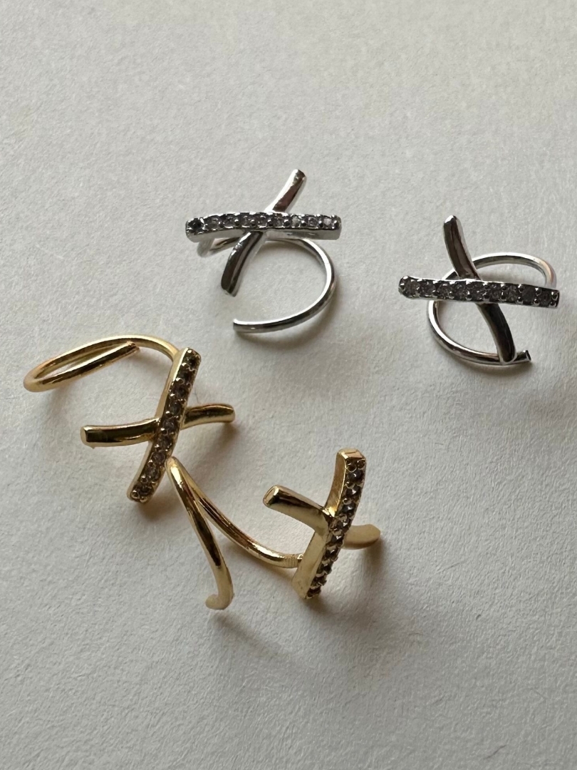 S925 cross twist pierce