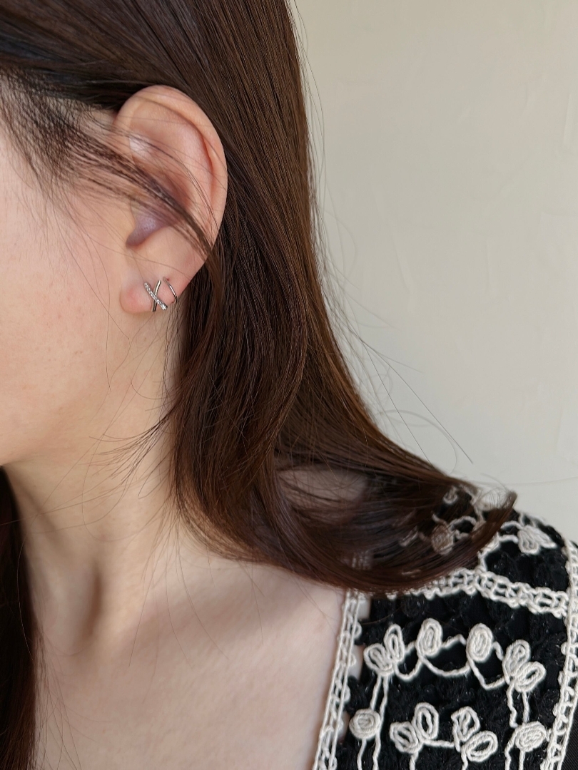 S925 cross twist pierce