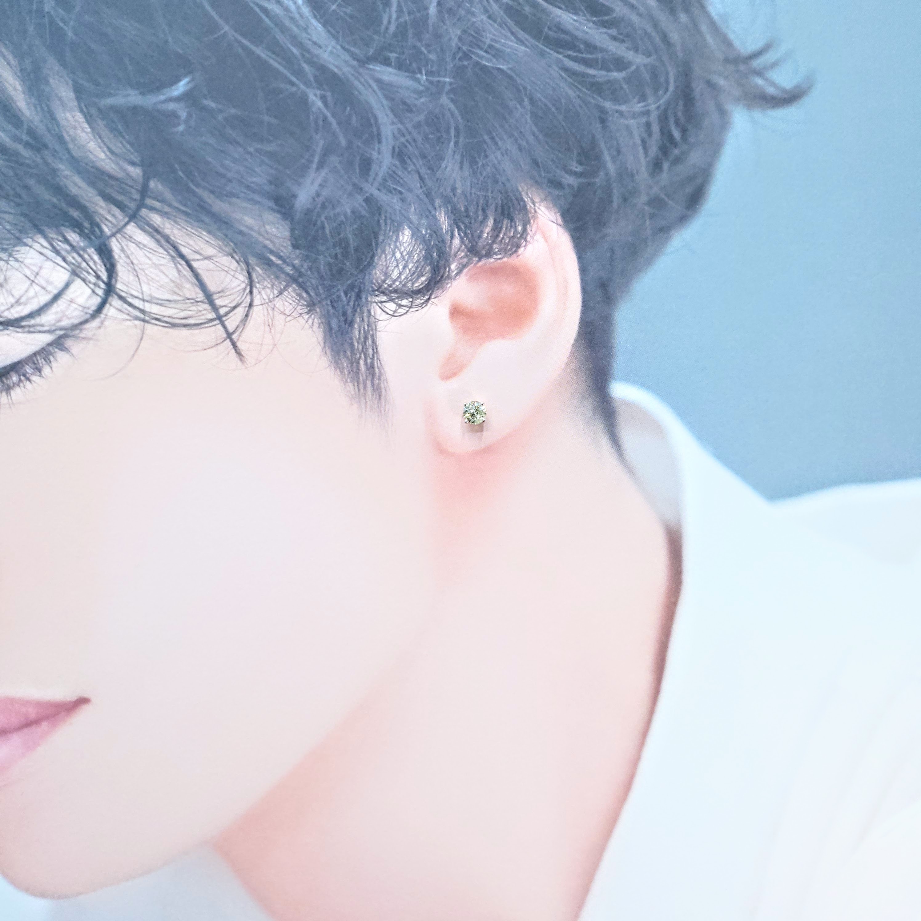 全新18K白金【主石54份淺黃鑽】單耳環