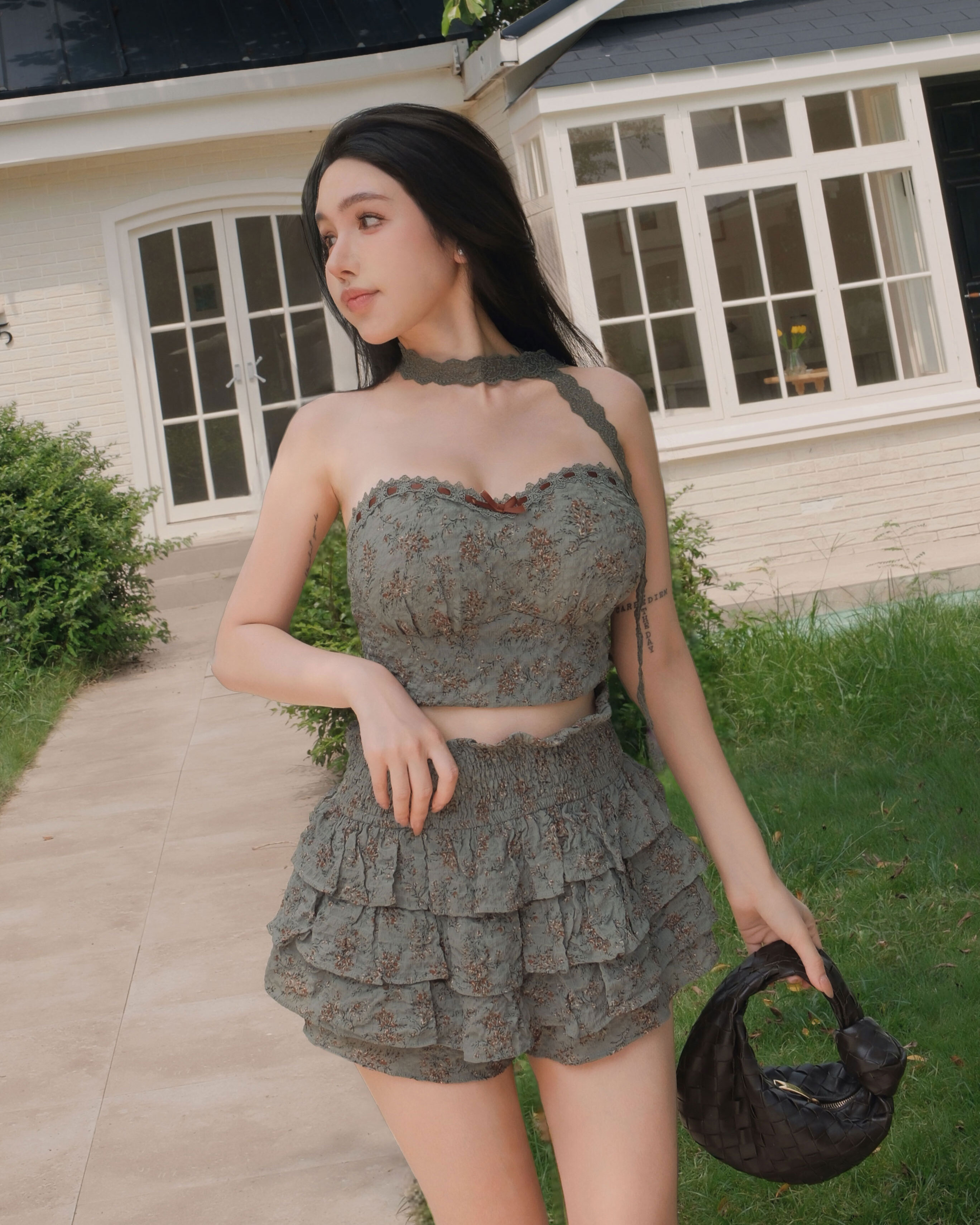 訂製-復古碎花捲邊荷葉短褲