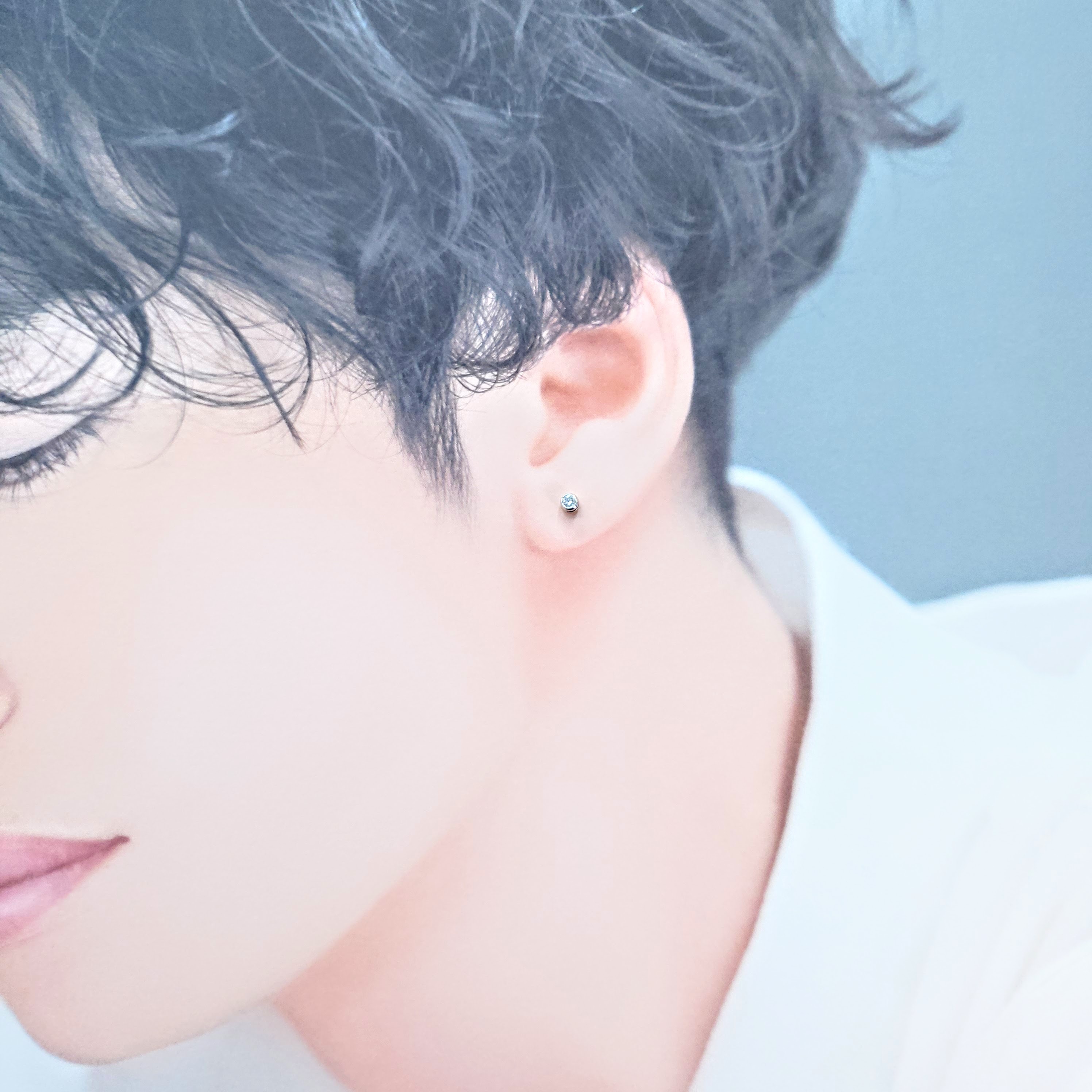 18K White Gold 0.04ct Diamond Single Earring