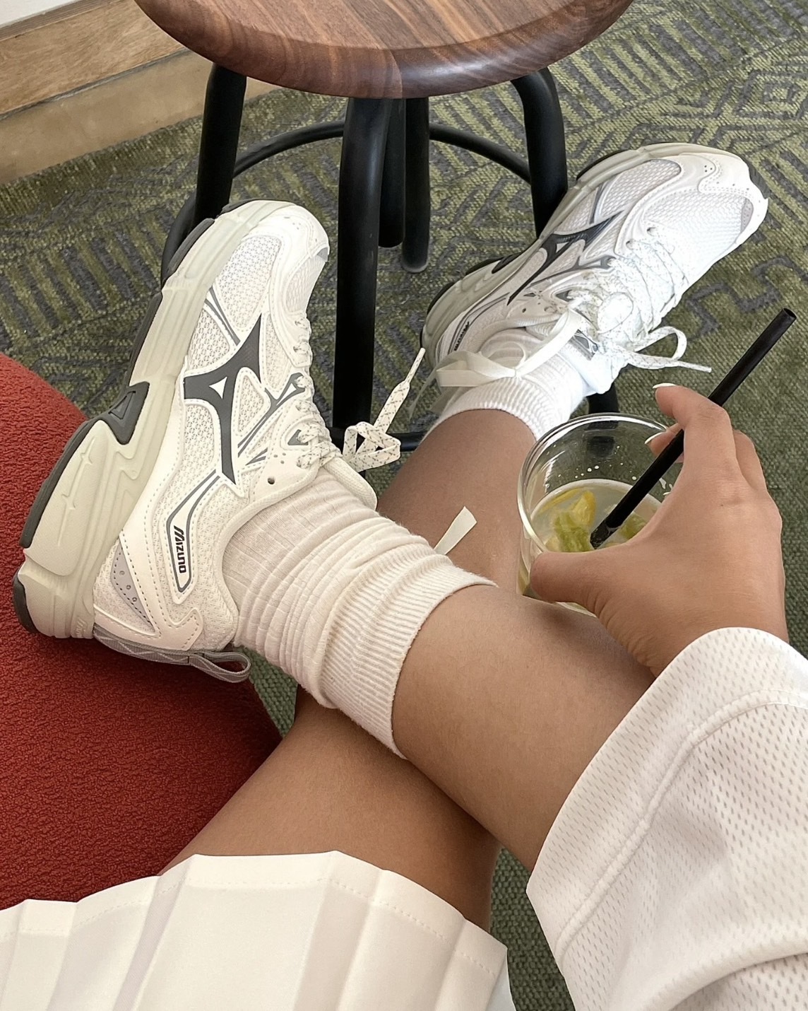 【現貨】Mizuno Speed 10s 復古 米白灰 緩震 透氣 白天使