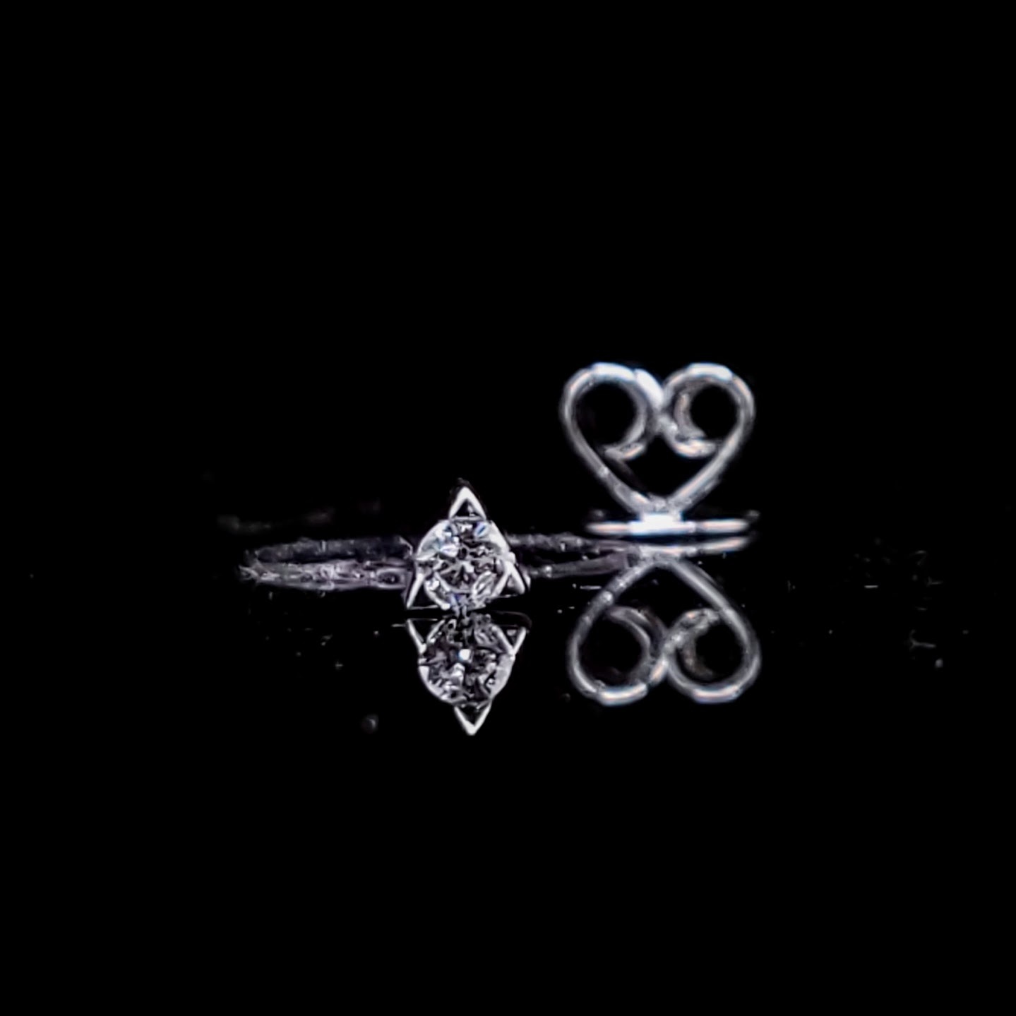 18K White Gold 0.05ct Diamond Single Earring