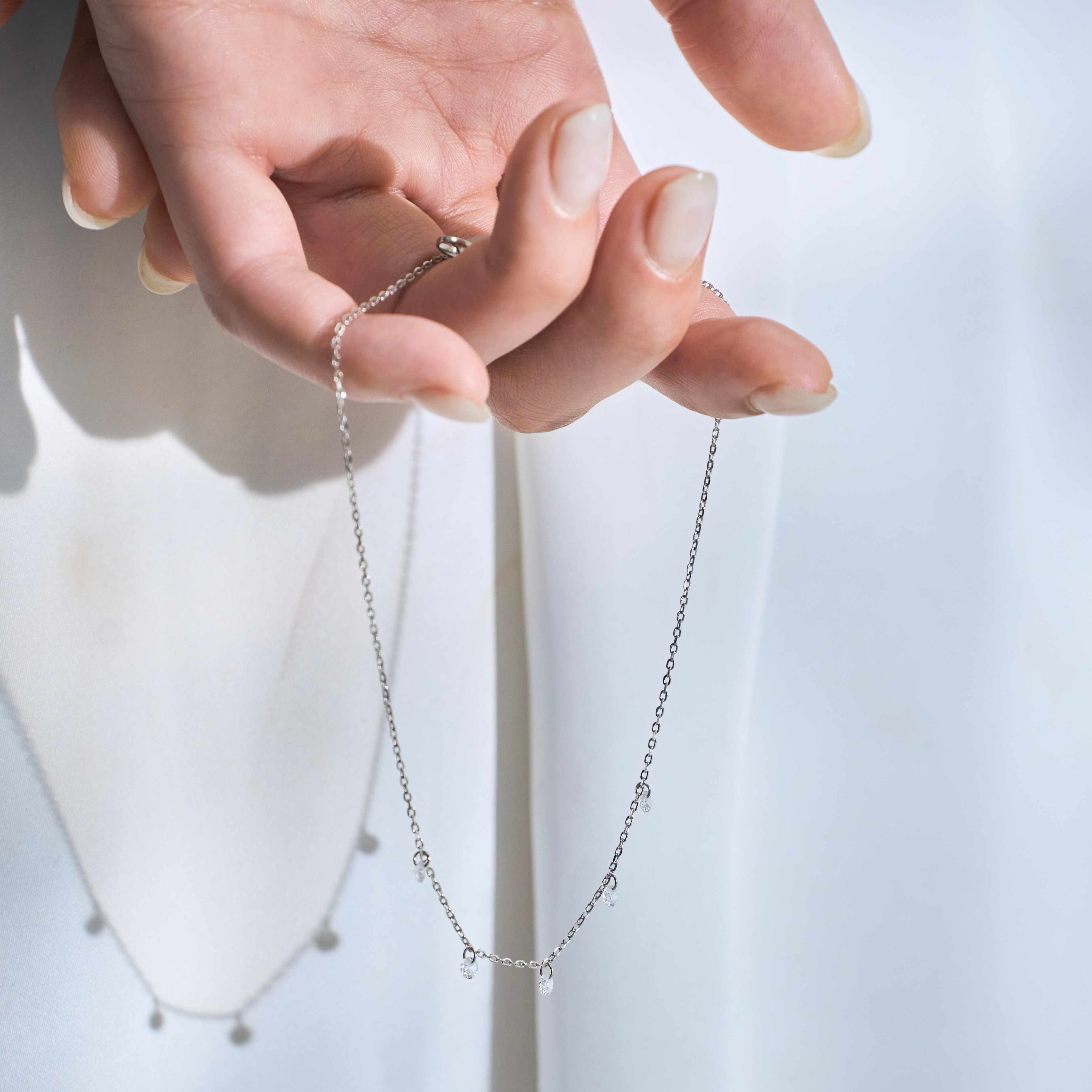 純銀項鍊與輕珠寶鎖骨鍊