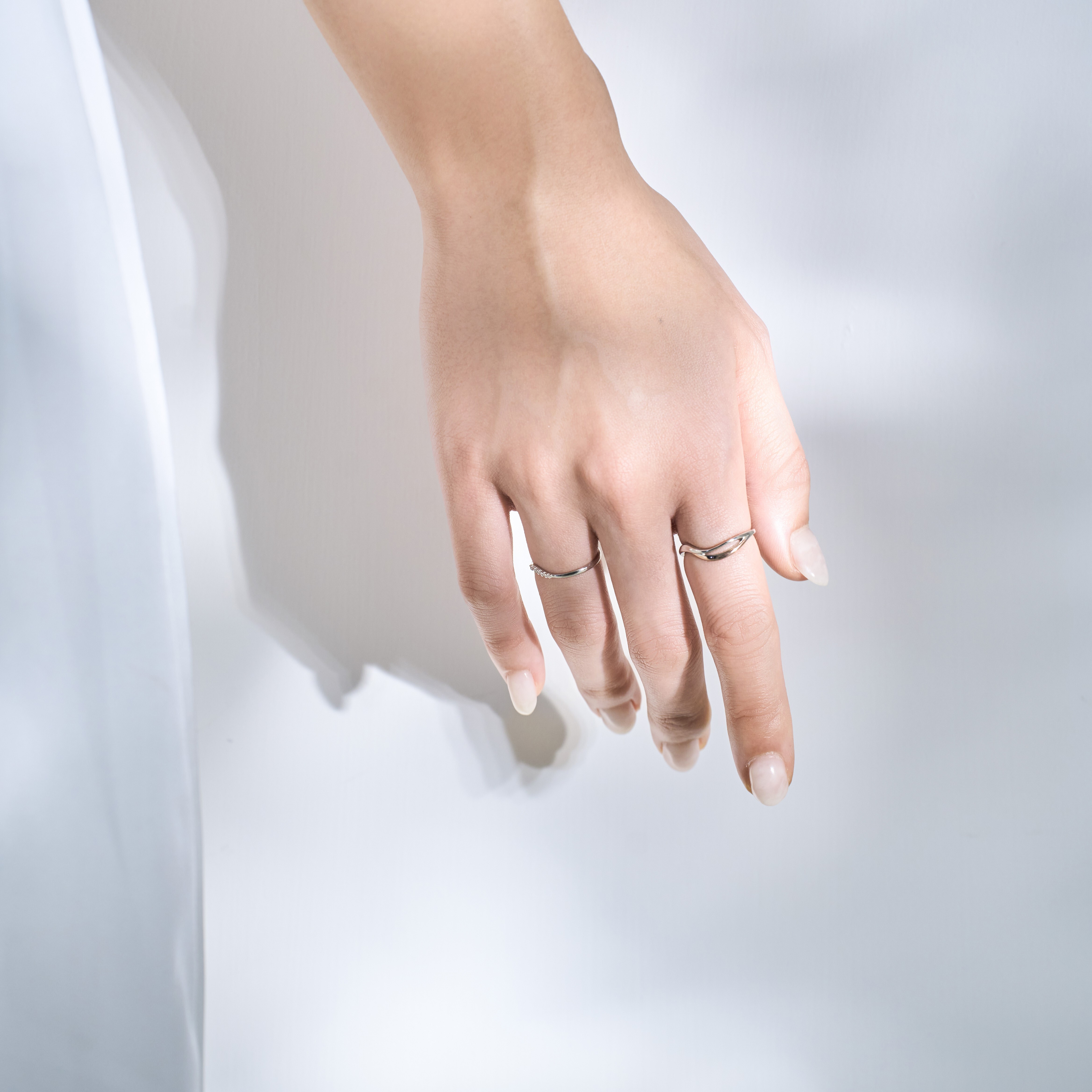 純銀與玫瑰金戒指,多尺寸可選,大尺寸戒指與尾戒