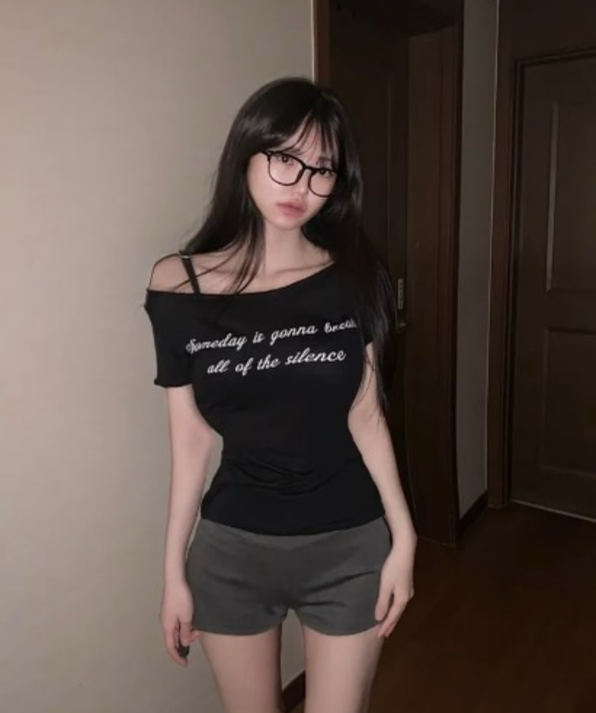 KR SOMEDAY OFF SHOULDER TEE (3 COLORS)