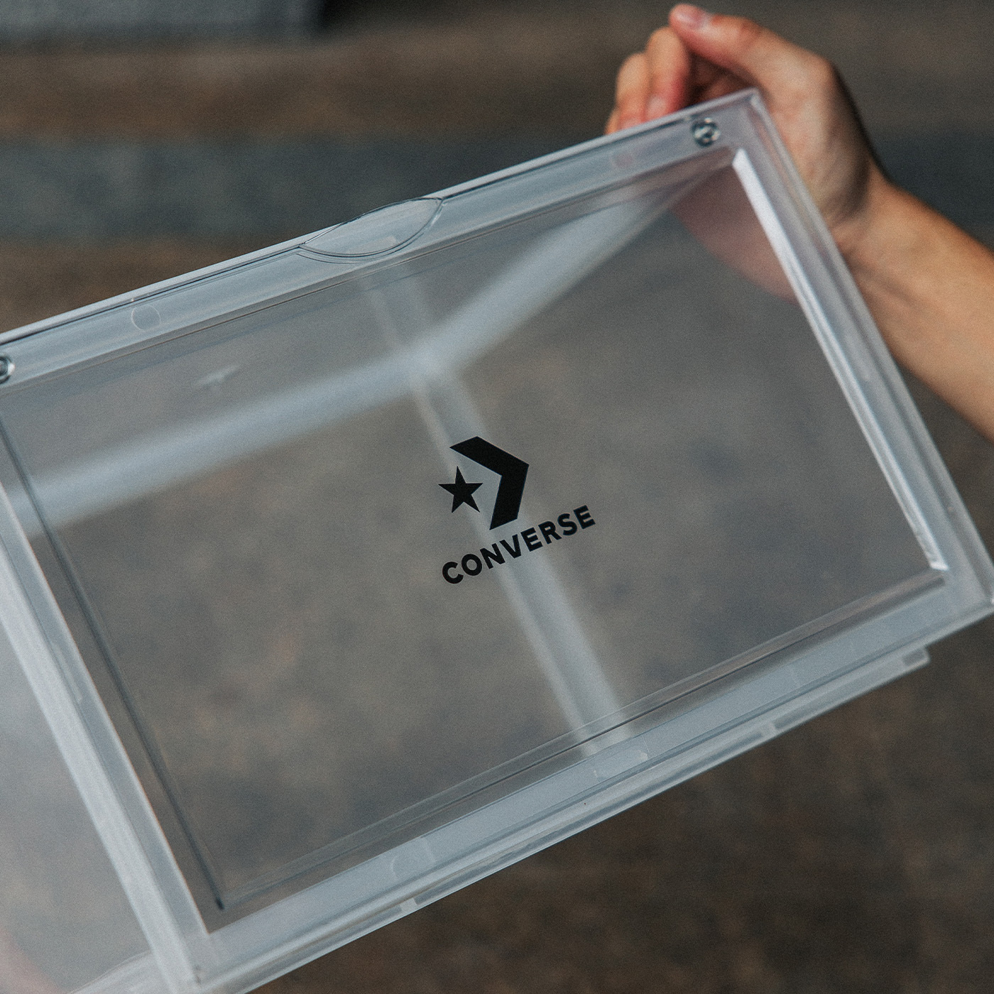 CONVERSE 透明磁吸鞋盒