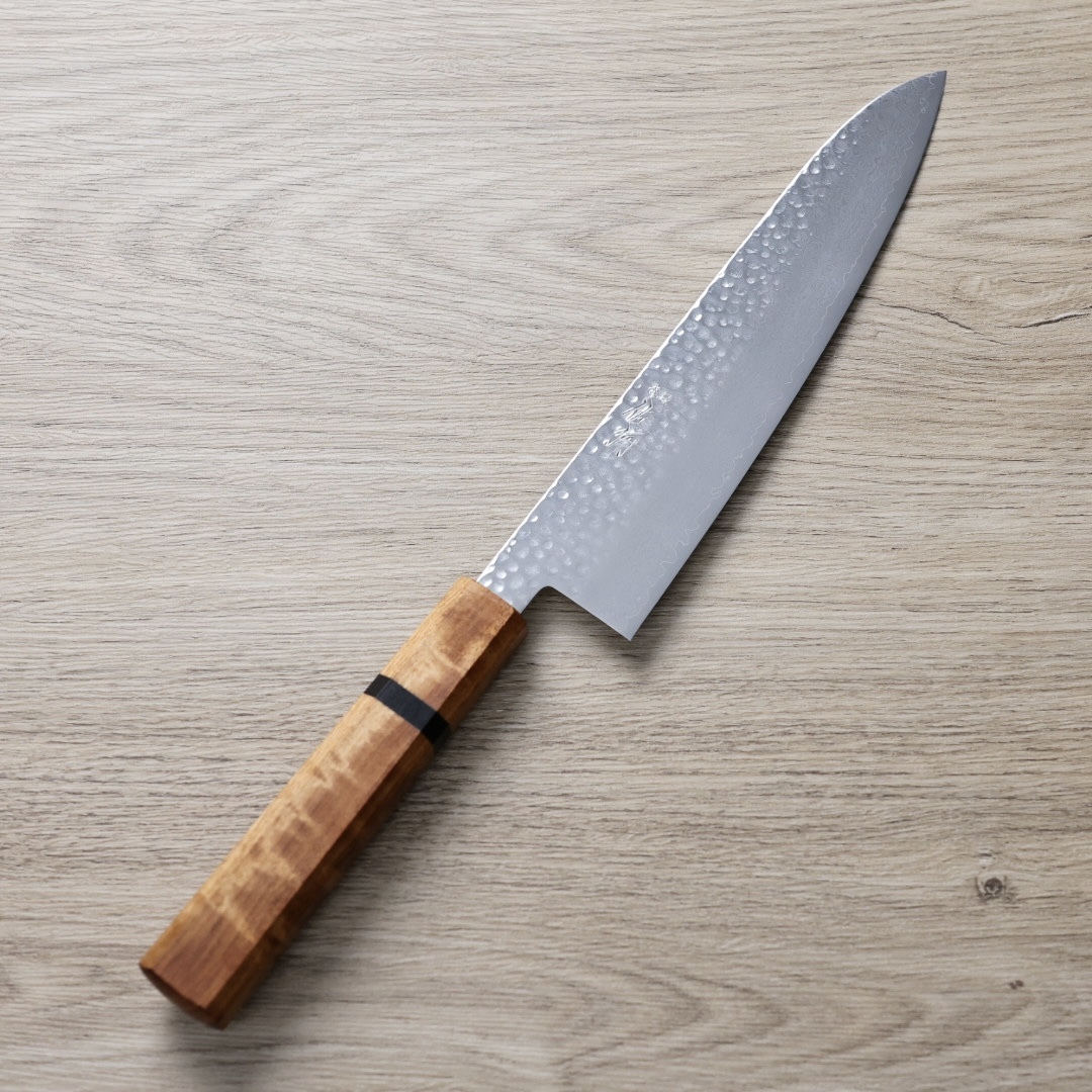 佐海 牛刀 210mm VG10鋼 鎚目大馬士革 虎目柄