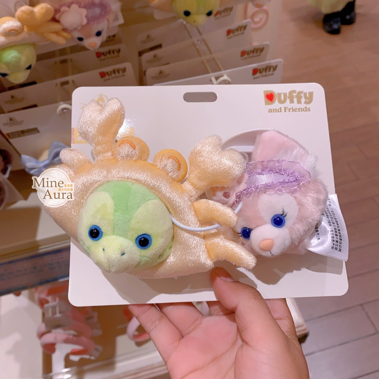2025 夏日派對 達菲 Duffy 與好友們 奧樂米拉 海龜 OluMel 玲娜貝兒 Lina bell 絨毛大頭 造型 配飾 2入組 -上海迪士尼樂園