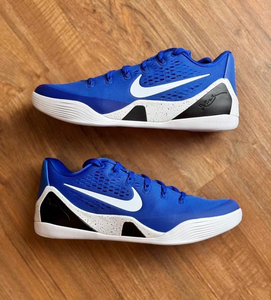 Nike Kobe 9 EM low in ’Game Royal‘白蘭色  IH1401-400
