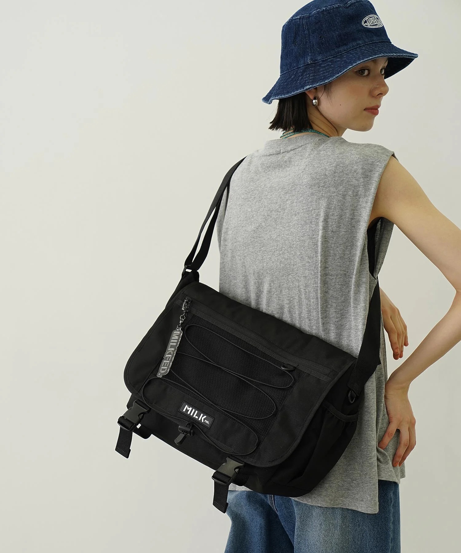 MILKFED. DAILY MESSENGER BAG