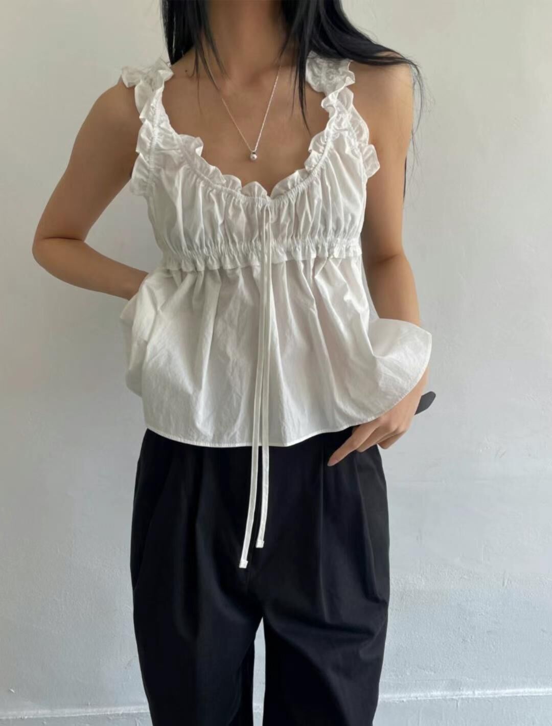 #V007 荷葉邊皺皺蝴蝶結背心