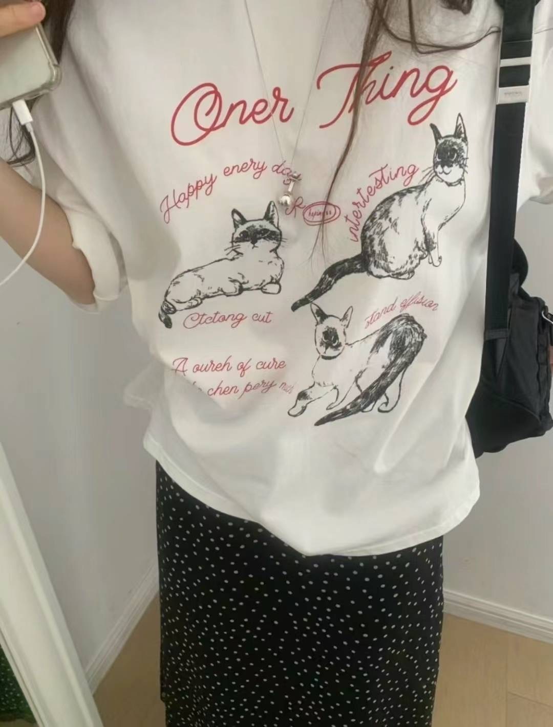 #T010 手繪風貓咪T恤