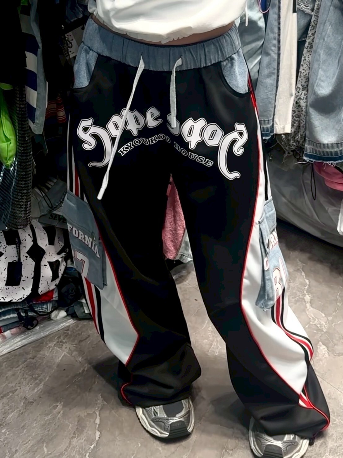 檔口設計款💥美式街頭色塊拼接運動褲（有束口）