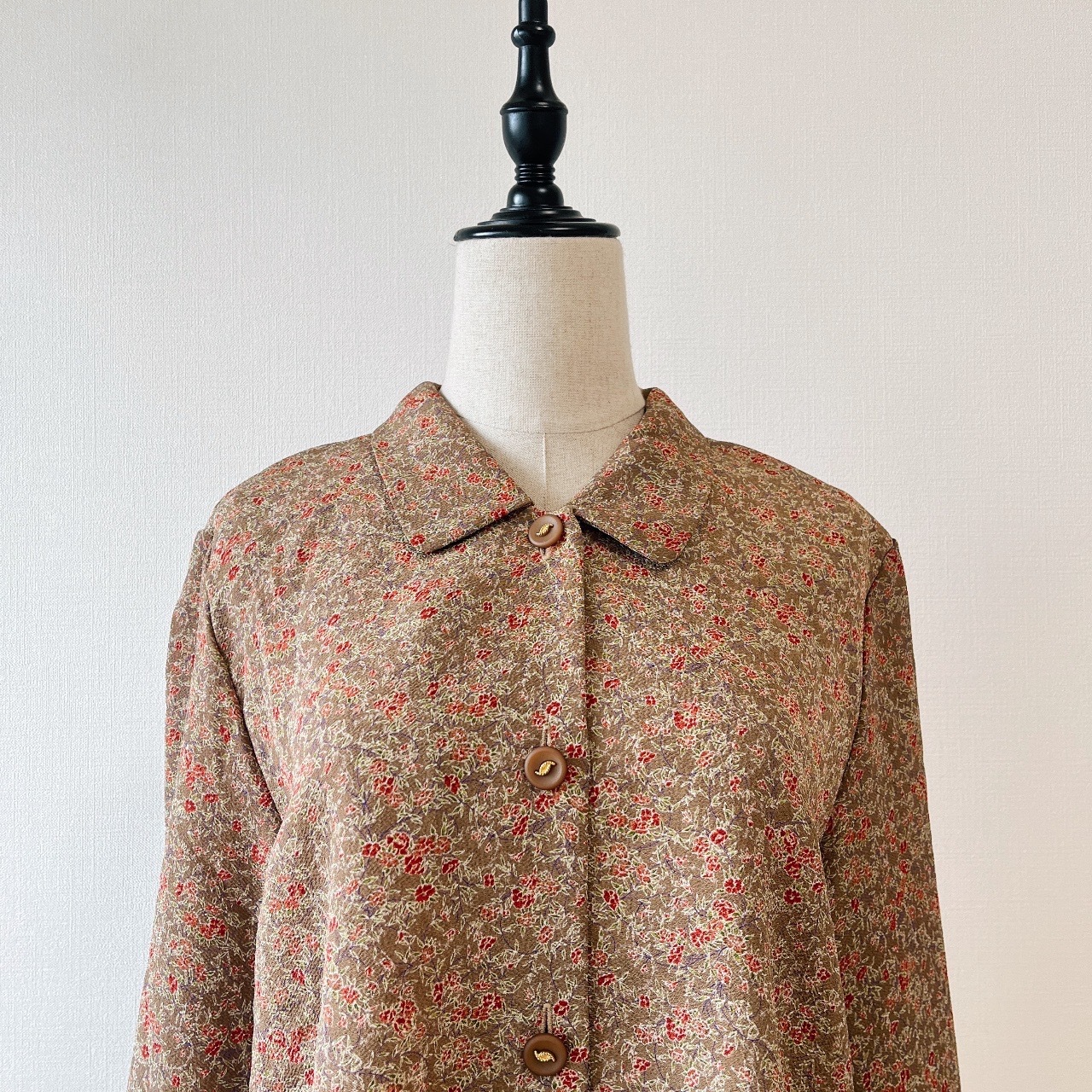 啡色和服布碎花中袖上衣
