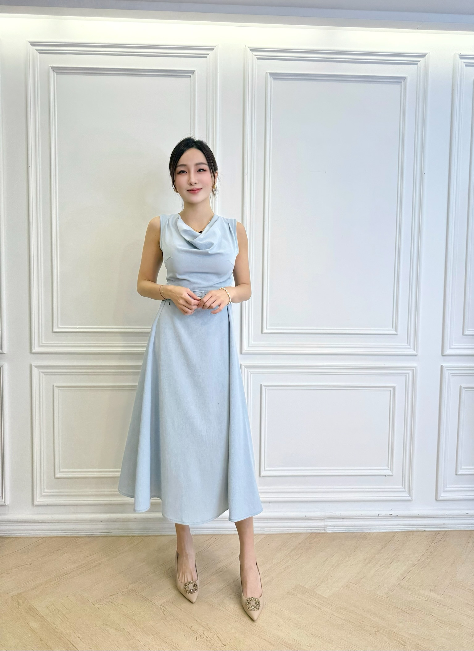 垂墜領背心腰帶傘洋