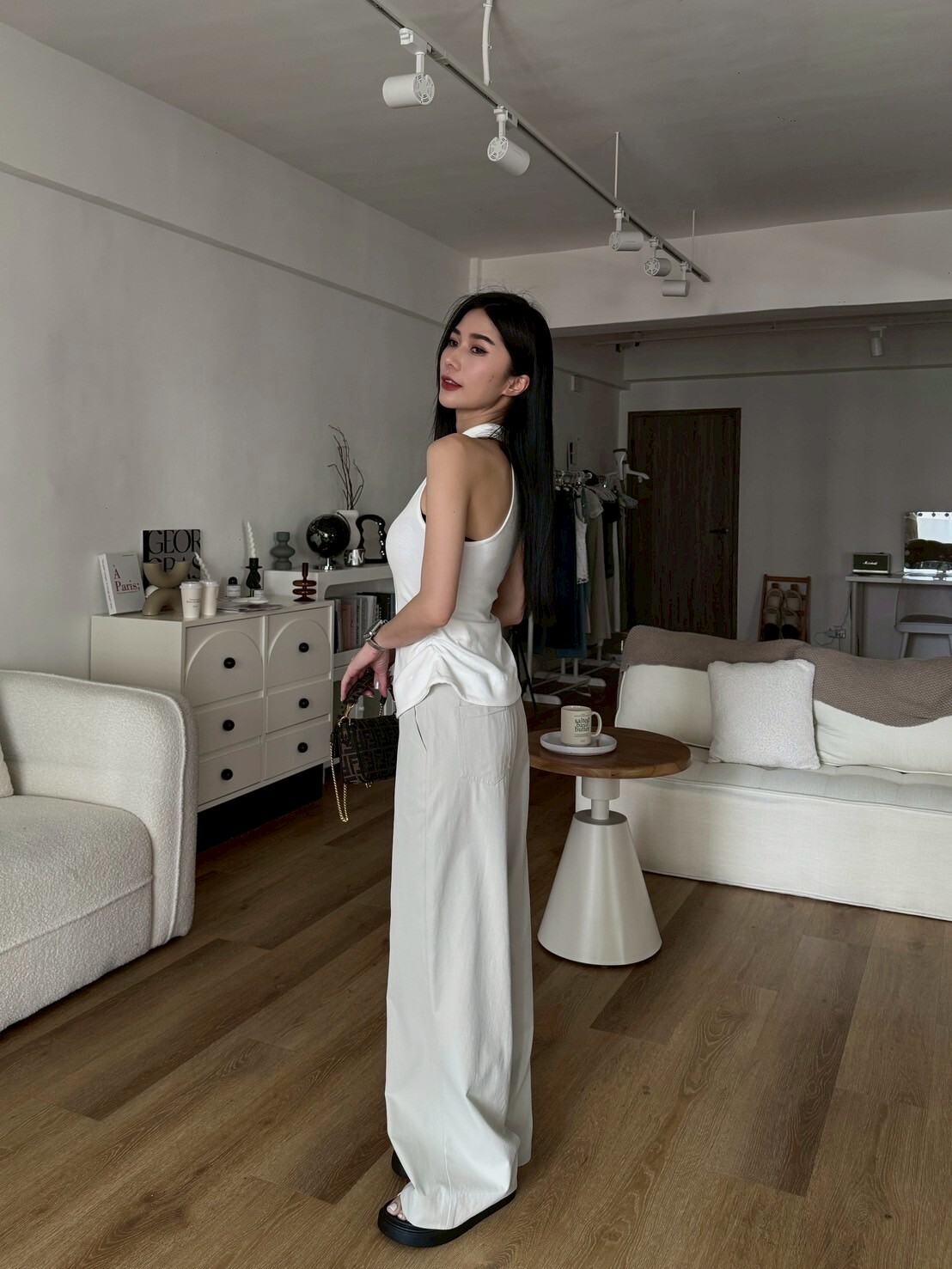 側抓皺排釦背心