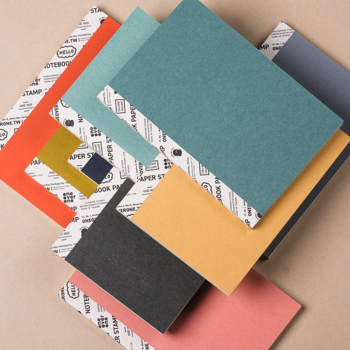 米色68磅 / 4mm淡色方格 巴川紙筆記本 / B6-LOGO書背 / 一分之一工作室 臺灣